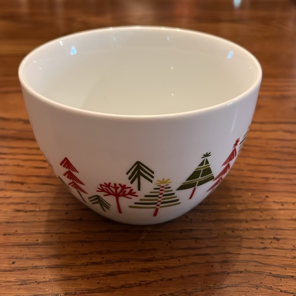 Crate&Barrel‎ holiday nesting bowls - Picture 9 of 16